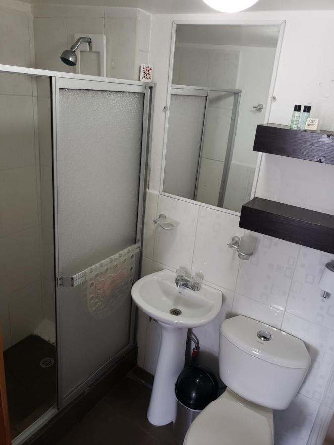 Hostal Capri Quito Ngoại thất bức ảnh