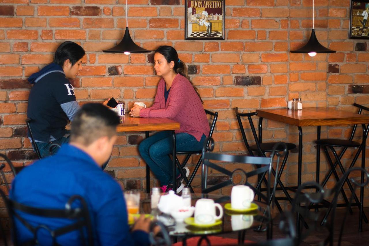 Hostal Capri Quito Ngoại thất bức ảnh