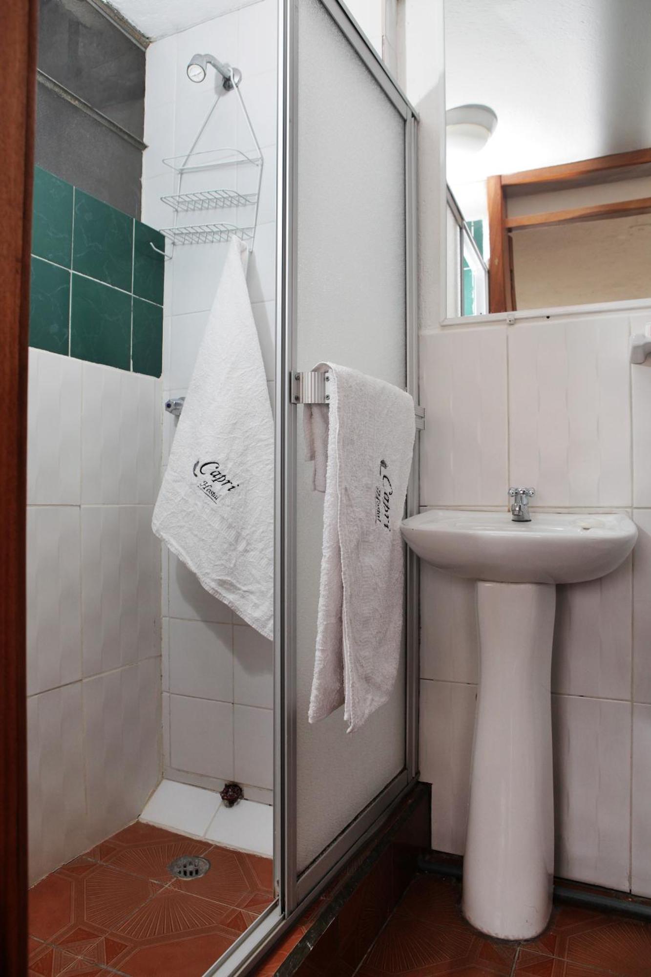 Hostal Capri Quito Phòng bức ảnh