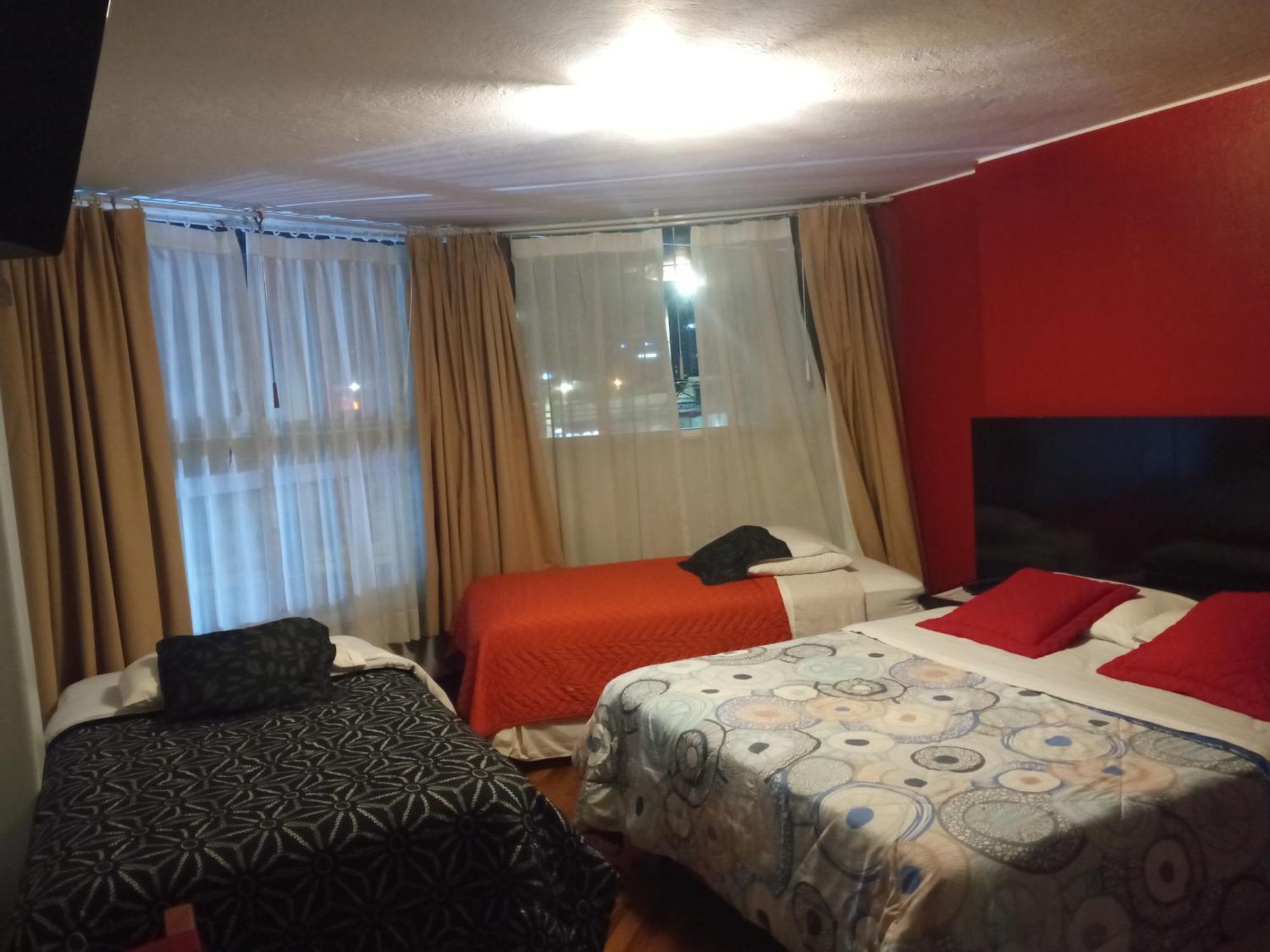 Hostal Capri Quito Ngoại thất bức ảnh