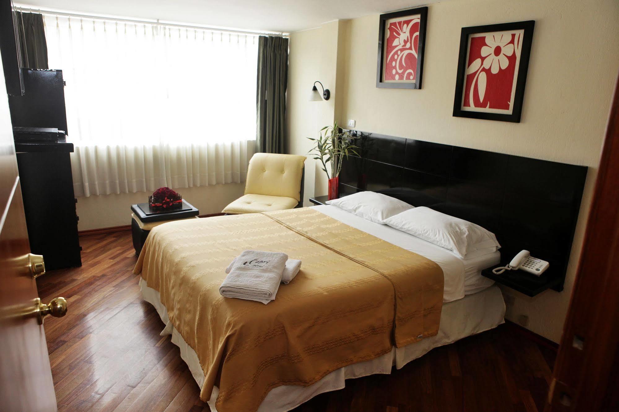 Hostal Capri Quito Ngoại thất bức ảnh